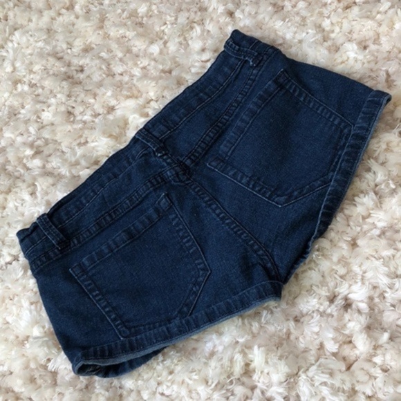 21 Denim Shorts - Size 27 / Small - Picture 3 of 4